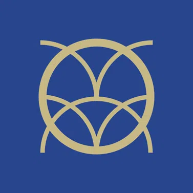 Symbole de la TPE à impact positif Oksine, sable sur fond bleu.